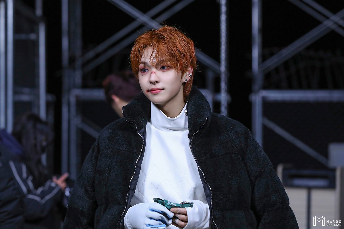 GHOST9 Control behind