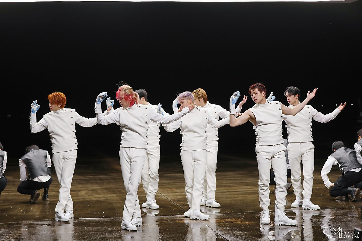 GHOST9 Control behind