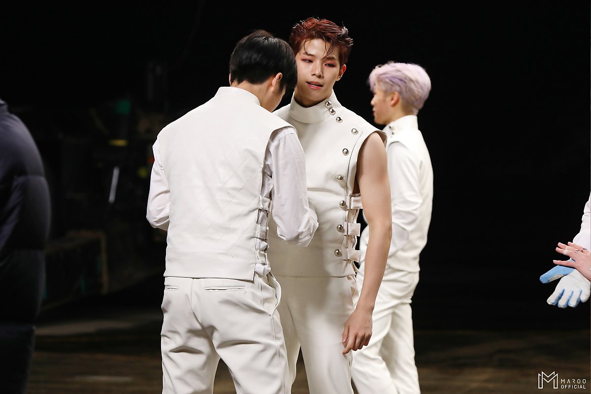 GHOST9 Control behind