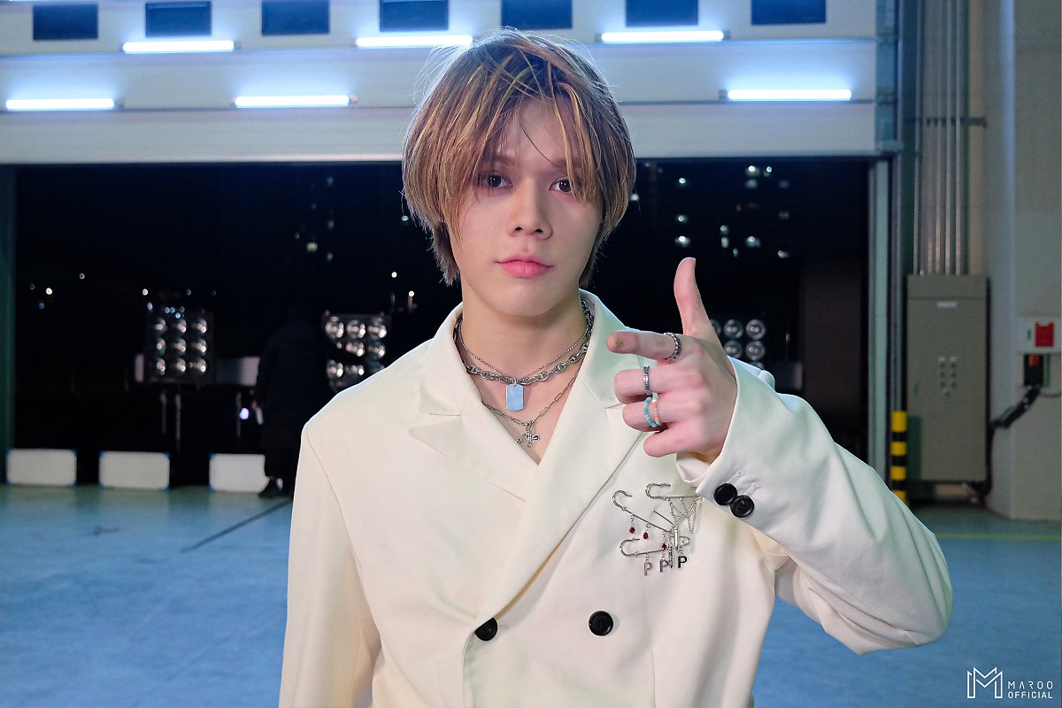 GHOST9 Control behind