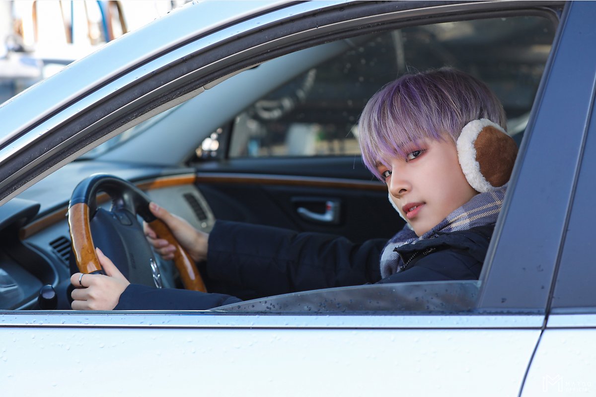 GHOST9 Control behind