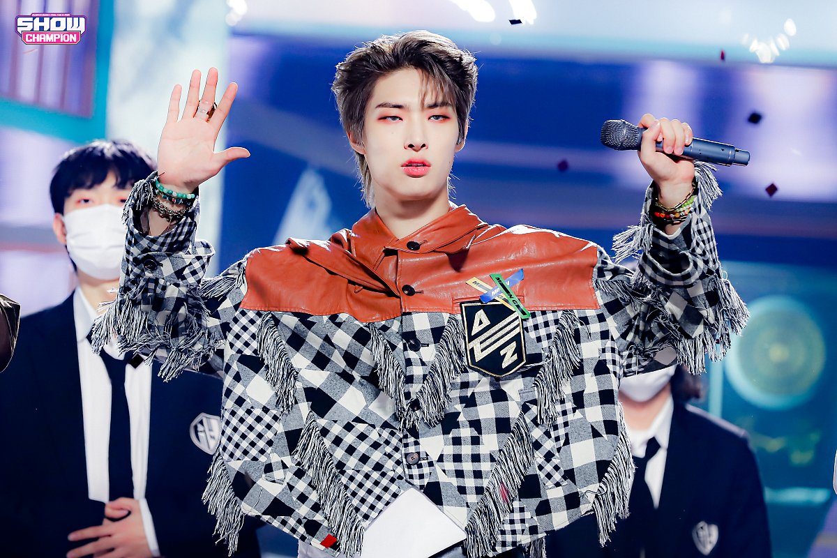 ATEEZ on Show Champion