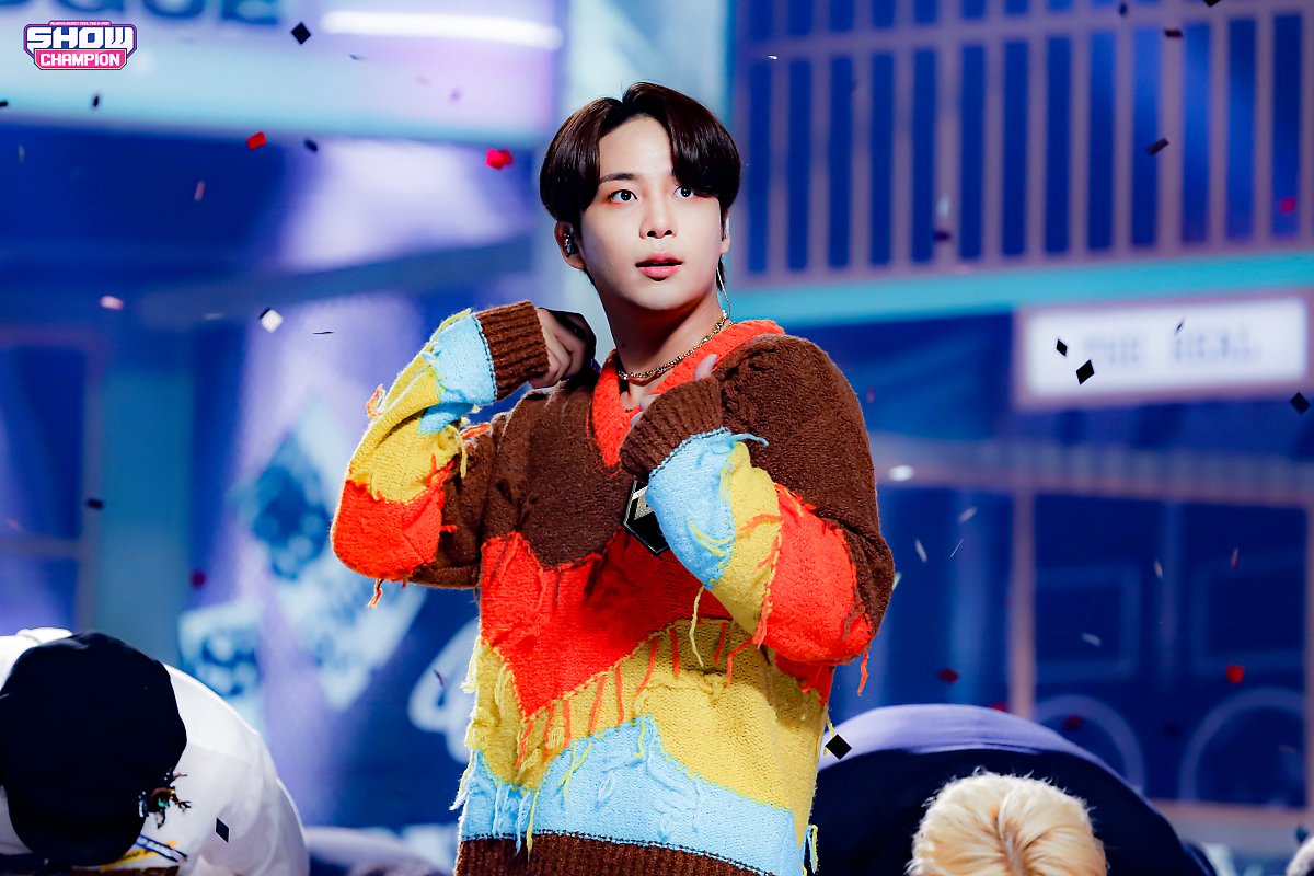 ATEEZ on Show Champion