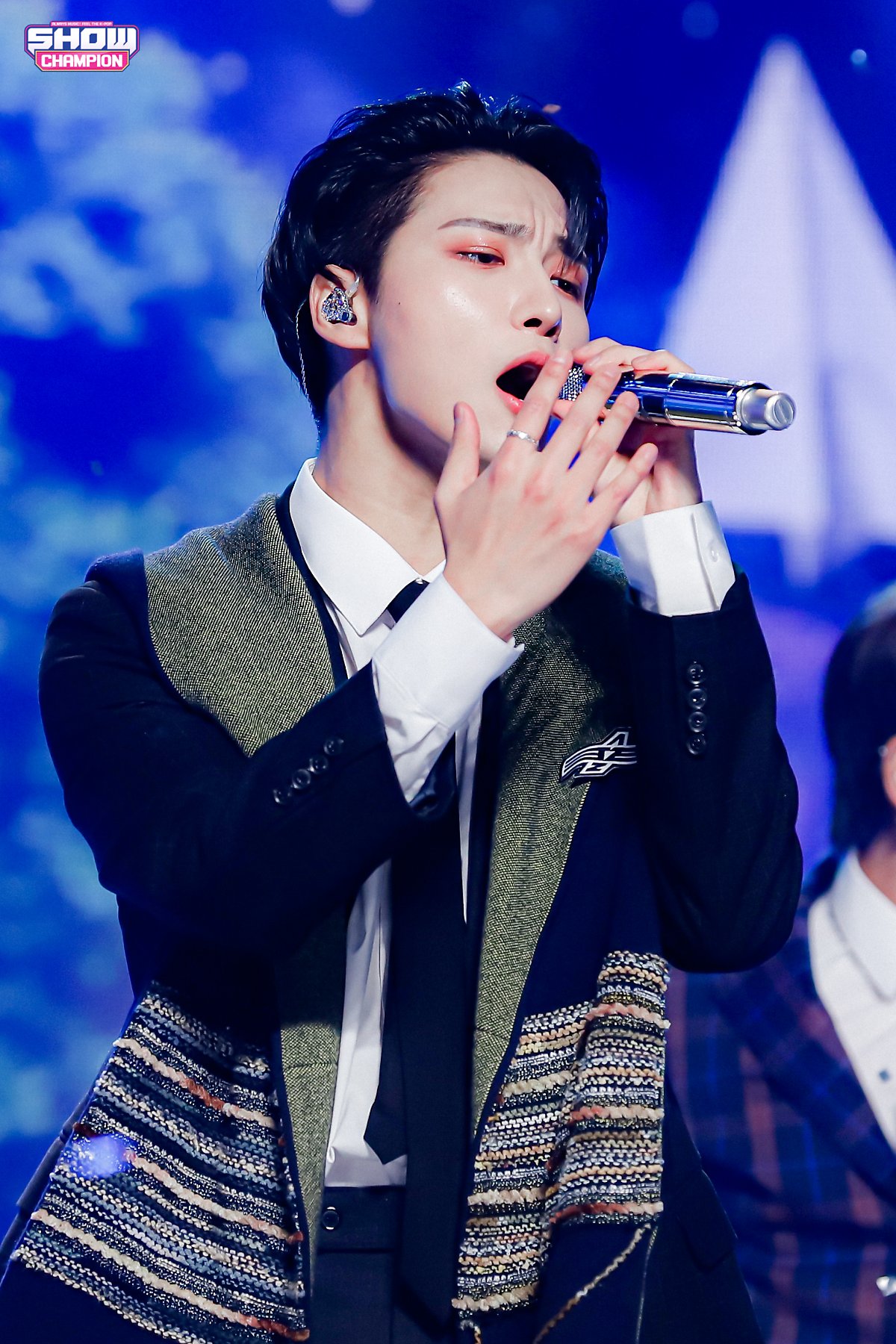 ATEEZ on Show Champion