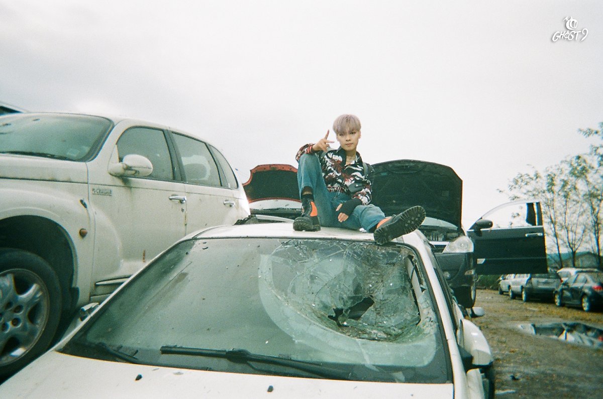 GHOST9 'NOW : Who are we facing?' behind photos