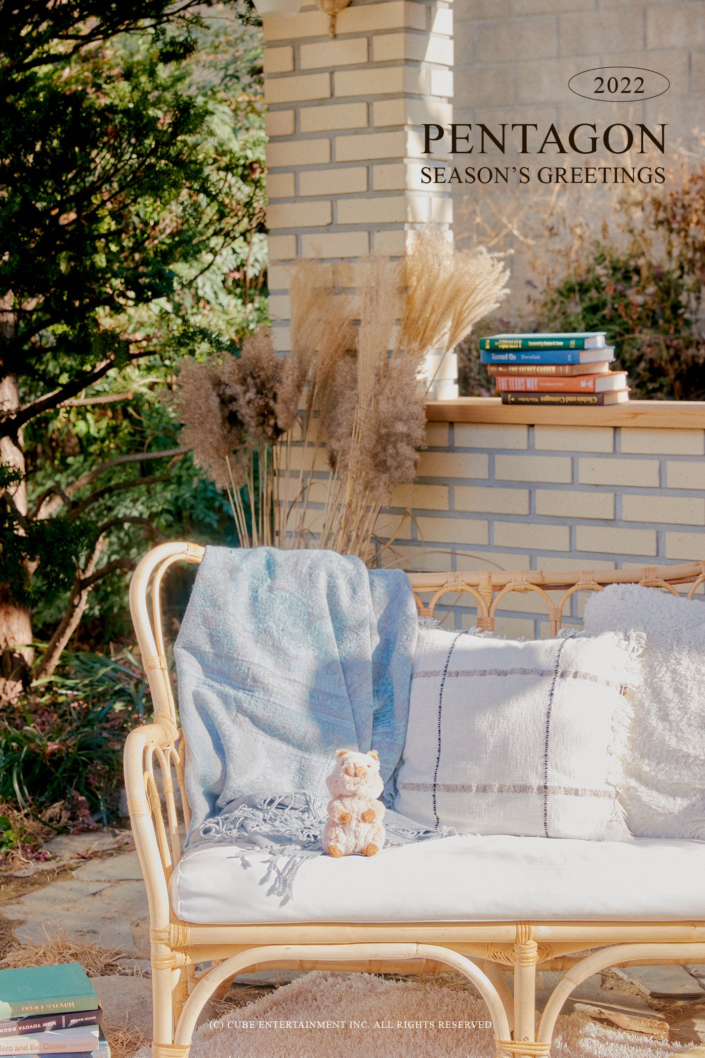 PENTAGON 2022 Season's Greetings