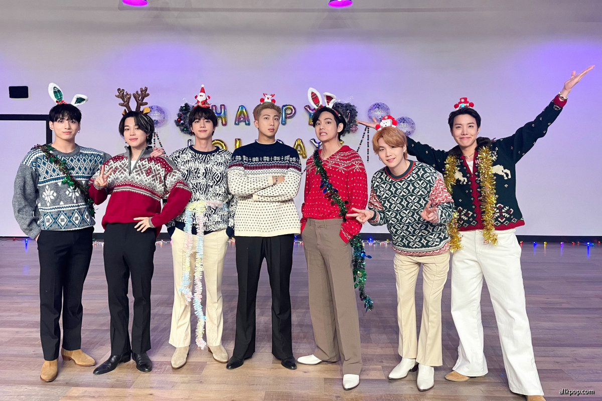 BTS wishing ARMY Happy Holidays