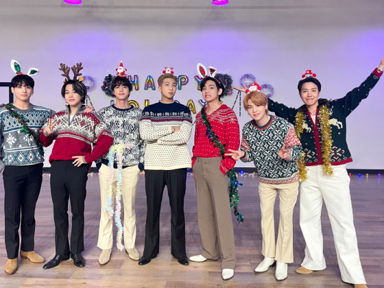 BTS wishing ARMY Happy Holidays