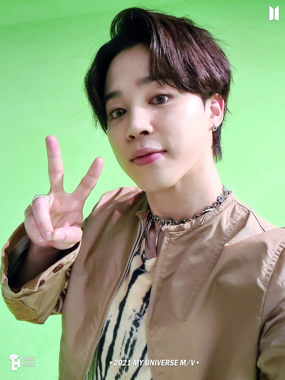 BTS - Happy Holidays (My Universe MV)