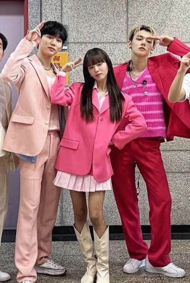 JjuNiJjun Opening performance outfit