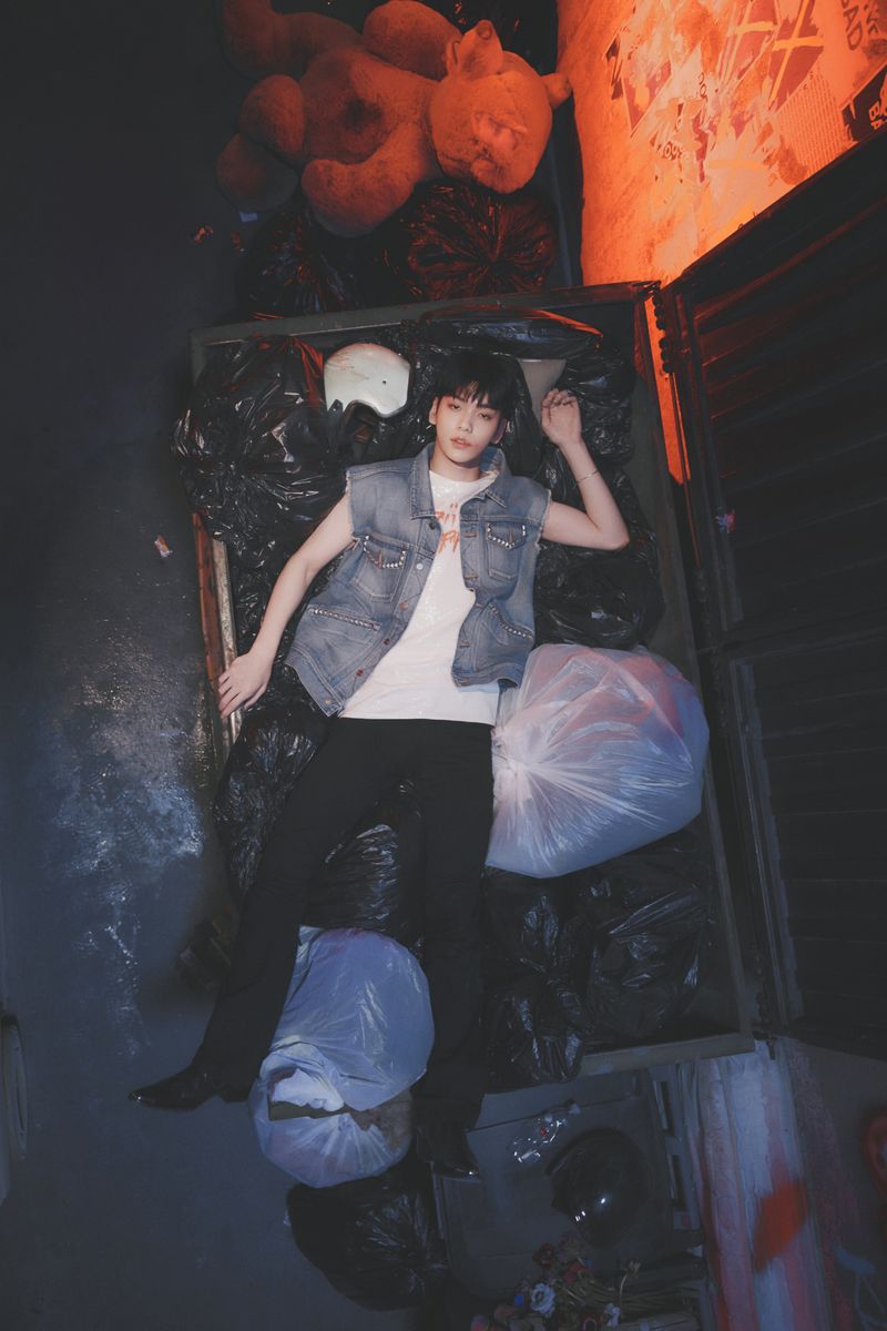 TXT-Thursday’s Child MESS Concept Photos