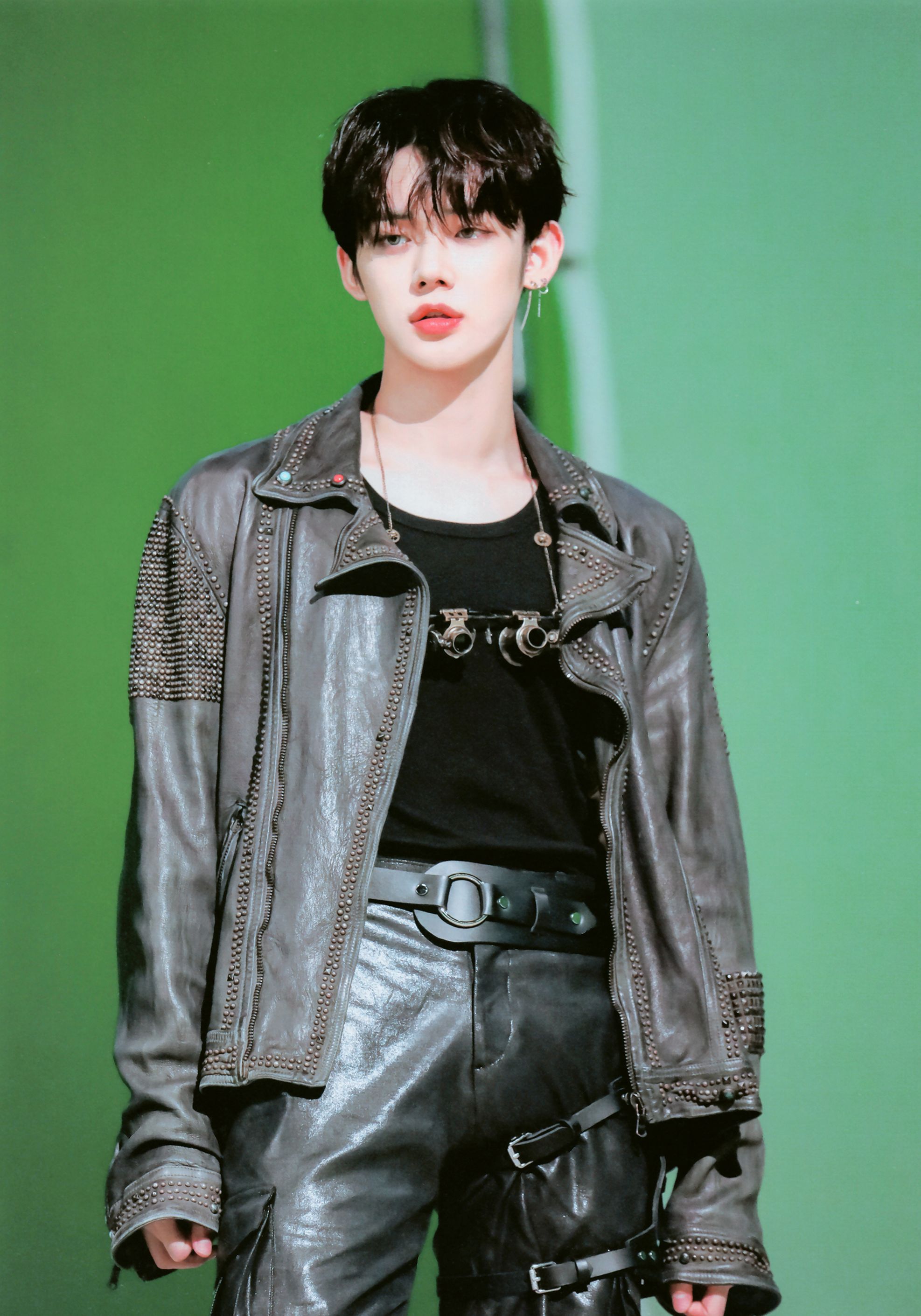 Yeonjun second memories photos 2022