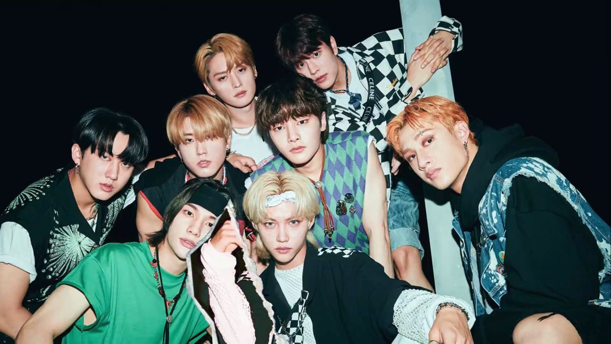 Stray Kids