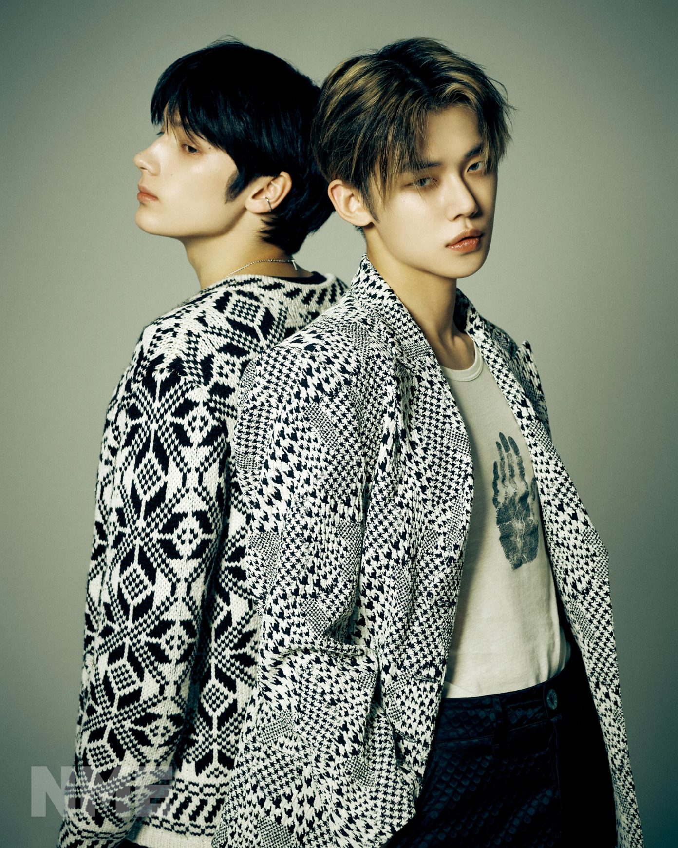 Txt NME Interview photos +MuPly Silence Idols photos