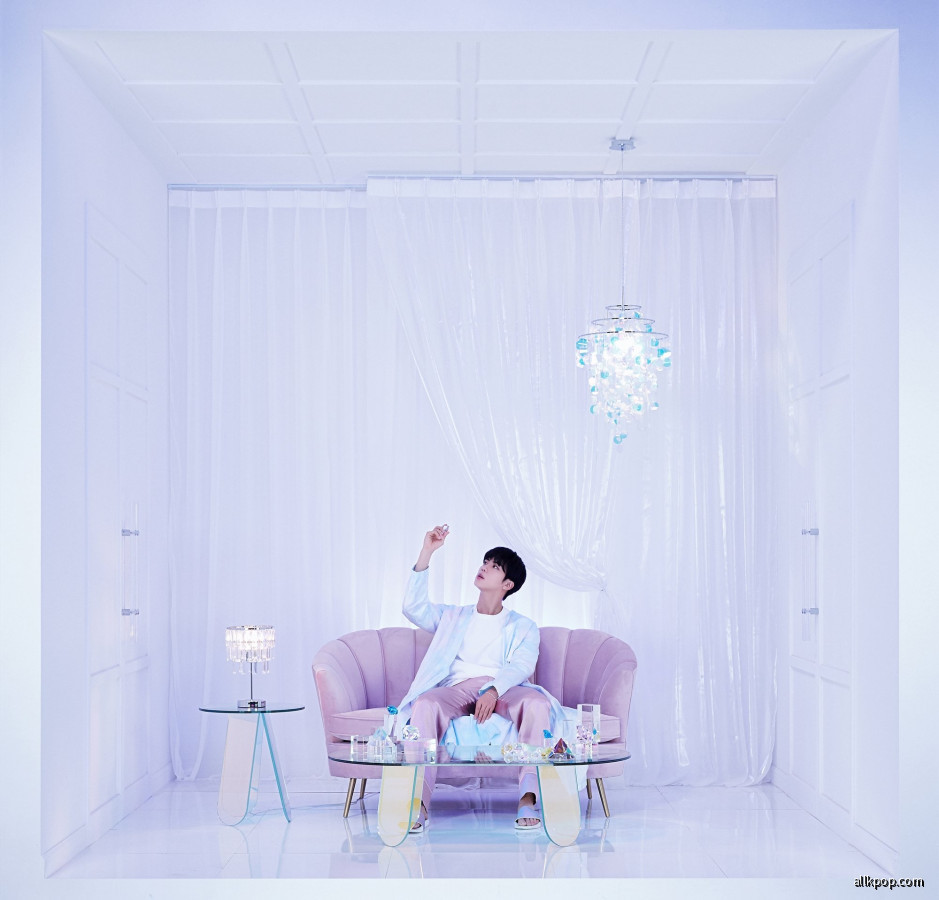 BTS - BE (rooms) Jin