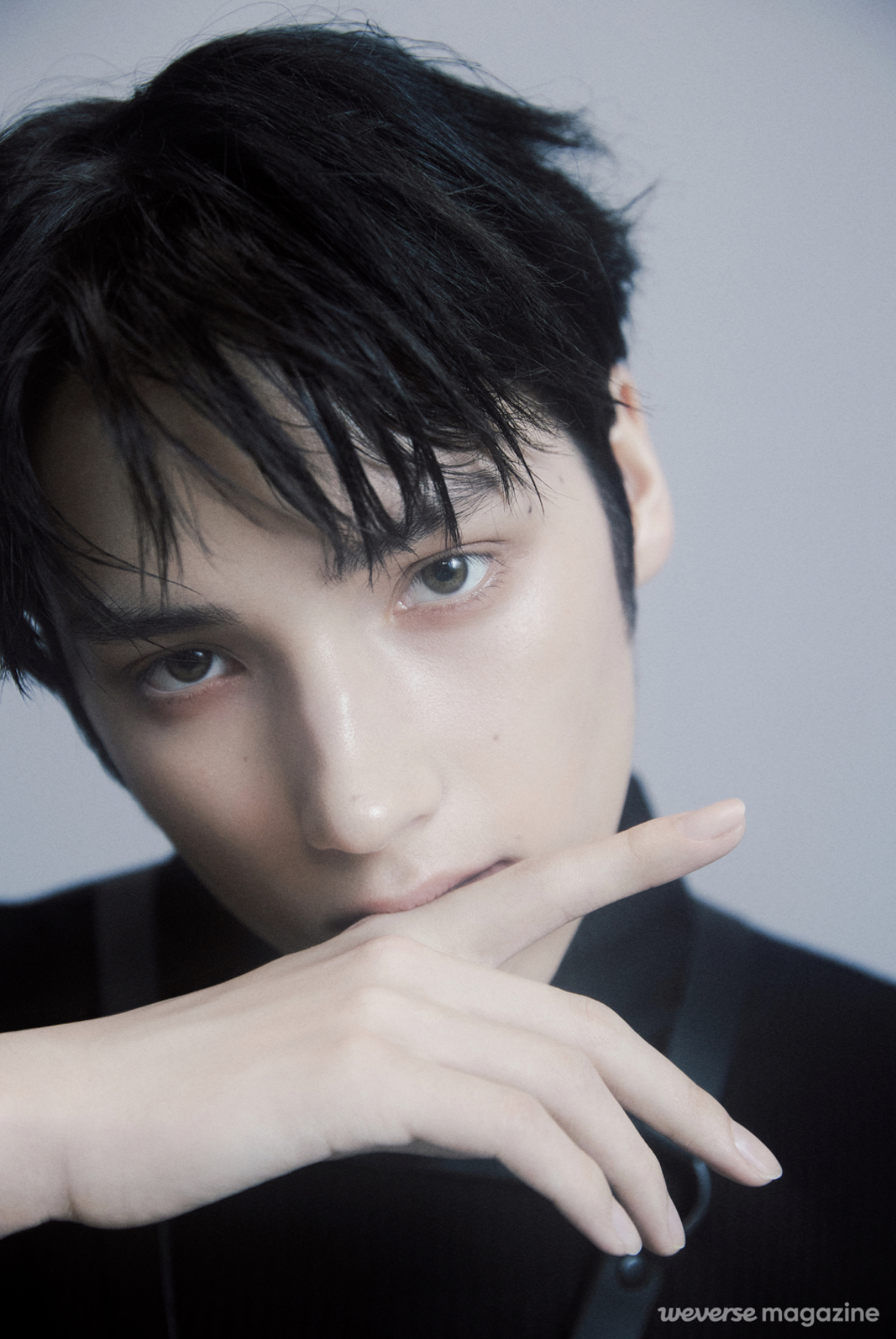 Hueningkai Weverse Imterview