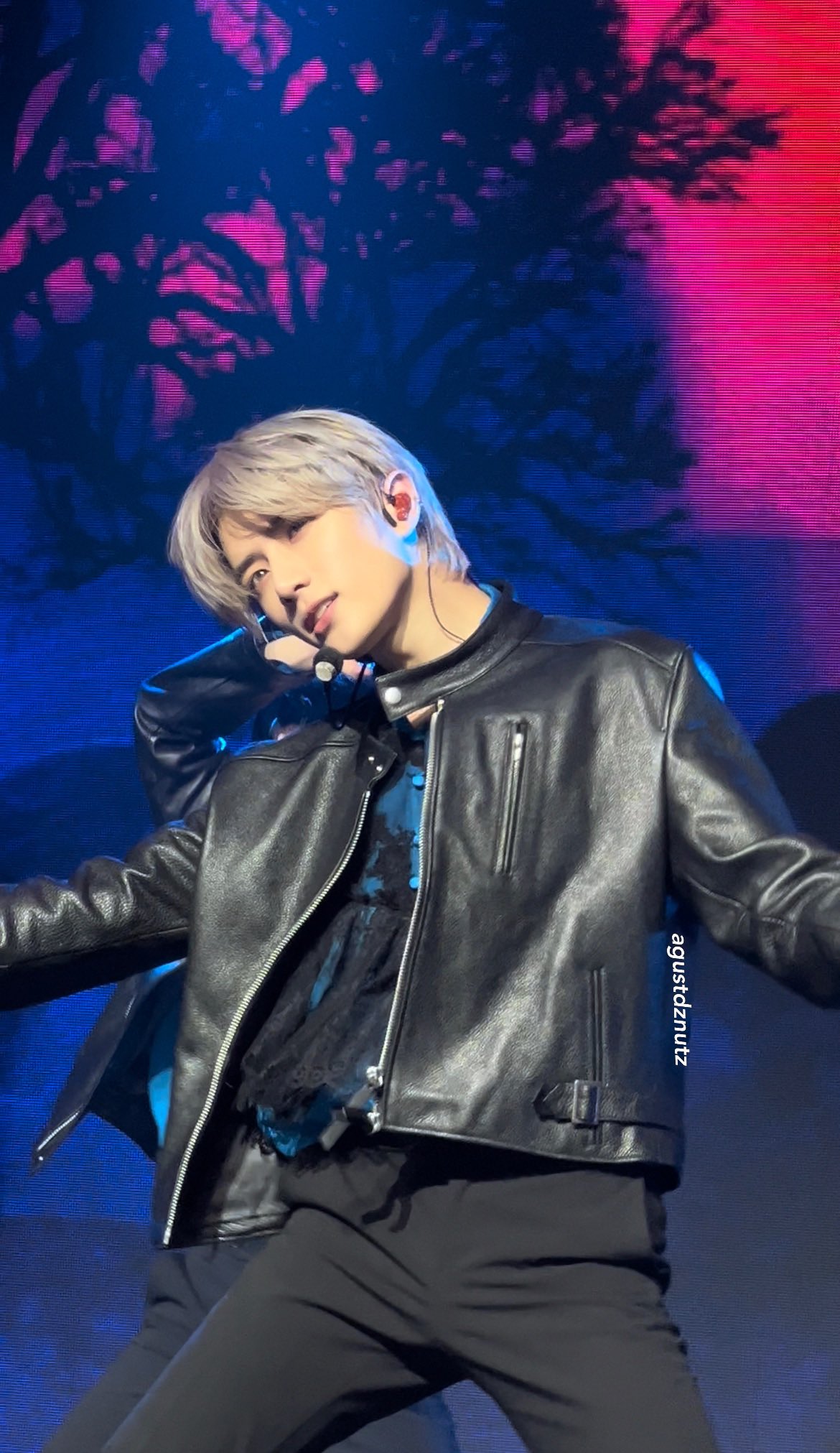 2FA1CA69-0A48-4B5F-B58D-242D7DD55BA4