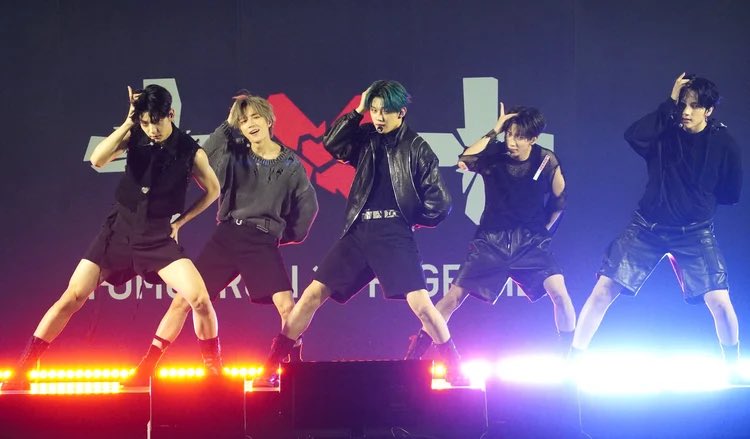 Txt GBGB Japanese showcase photos