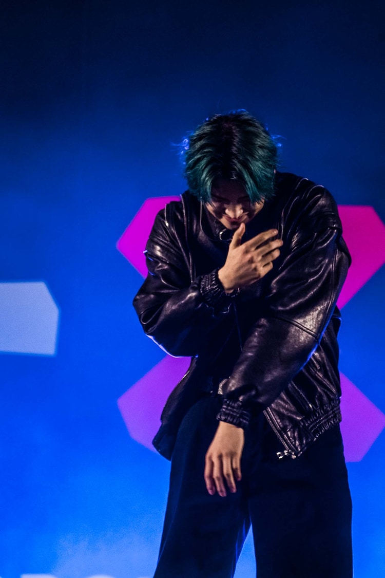 033BCD49-DA20-4043-B3FF-F2F0EBD4BBFF