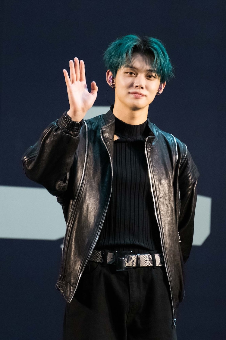 7DBDAB5A-D446-41E0-9E19-964BC613E1C0