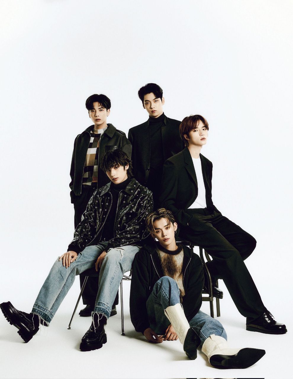 TXT Harper’s Bazaar photos