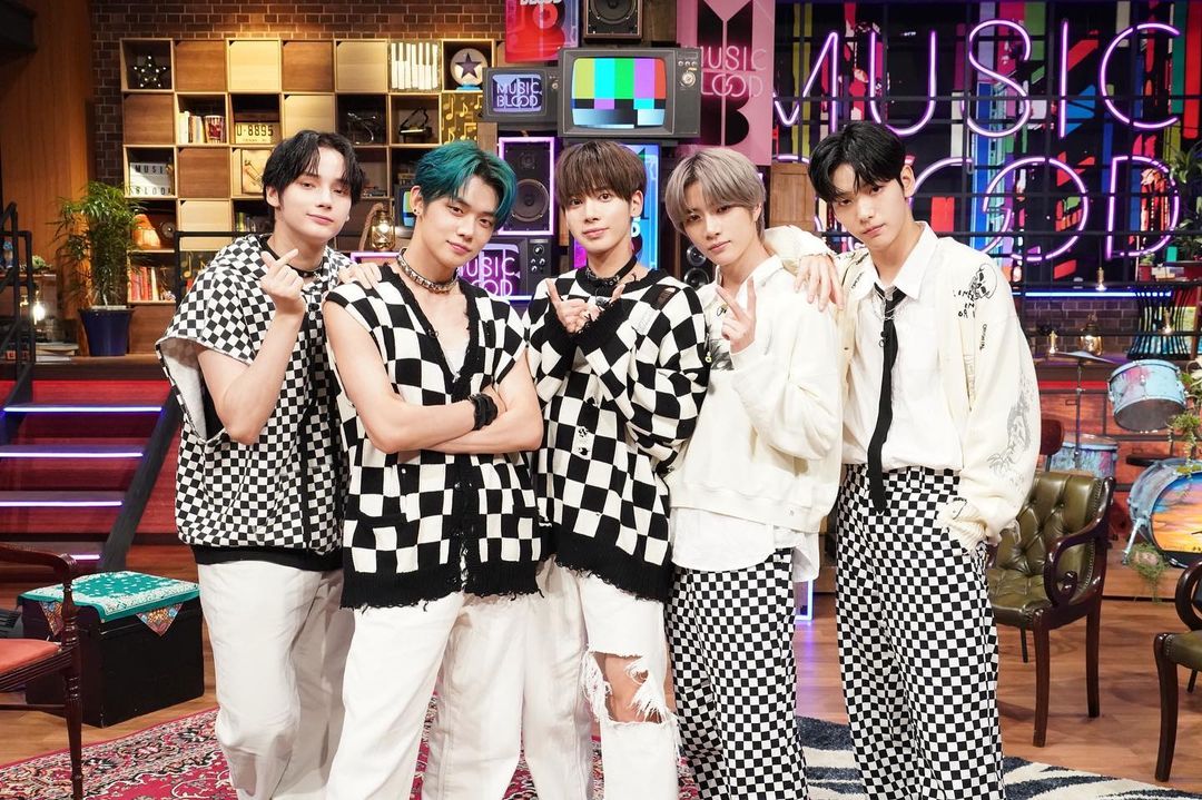 F543F251-D726-4A22-93AB-4C8BA52C76A1