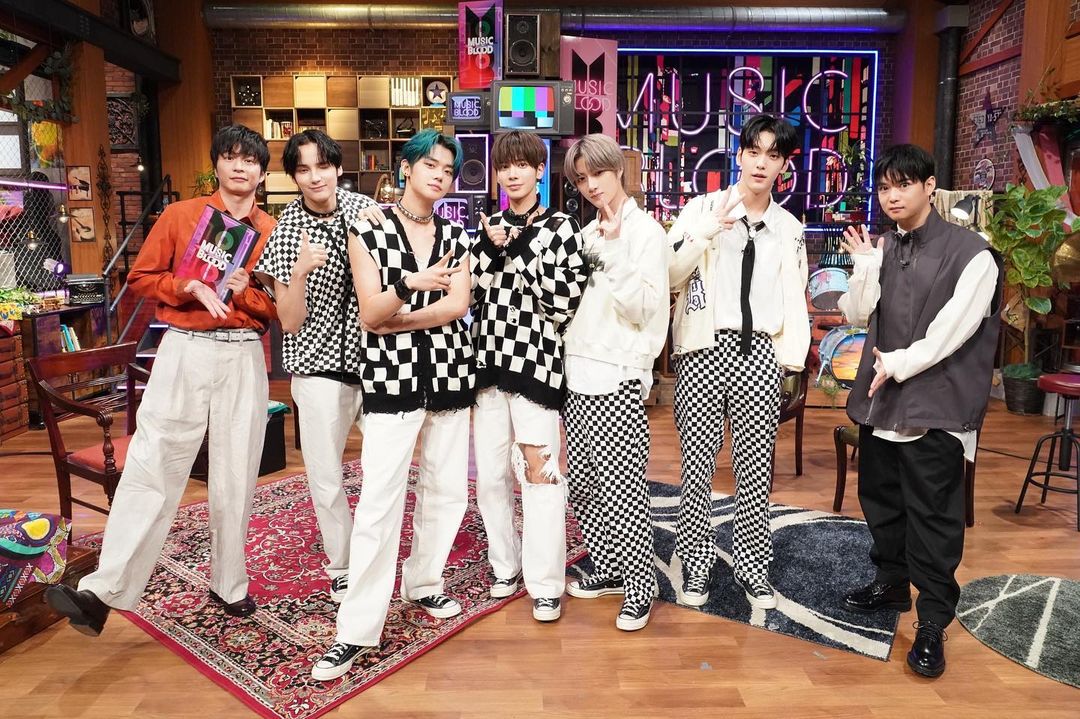 5934D8A2-2030-47D8-9D68-F676DAD74A8D