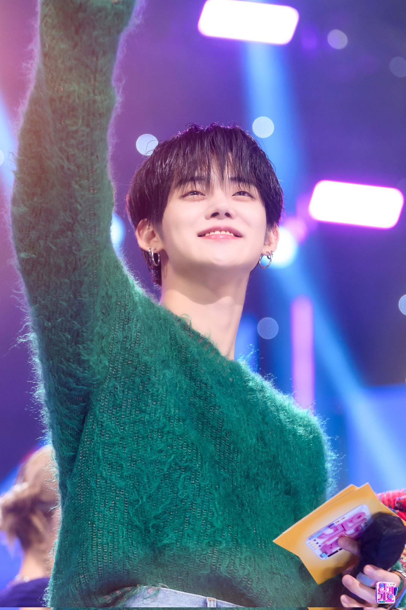 C8E7A09A-68CC-40A7-8A20-F33306AD1197