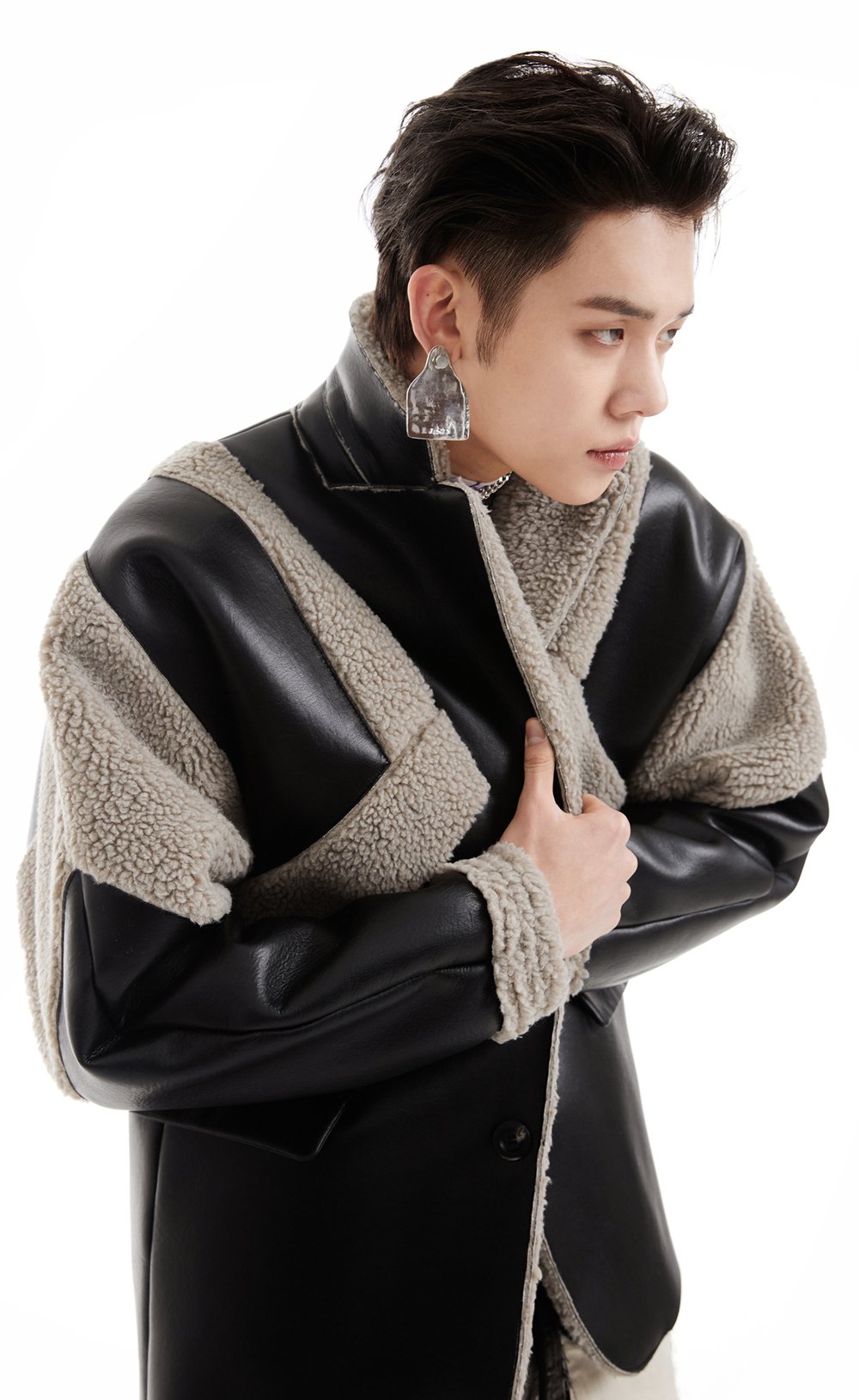 5D729BD8-7FFB-47C4-9CA0-553B8405EE1F