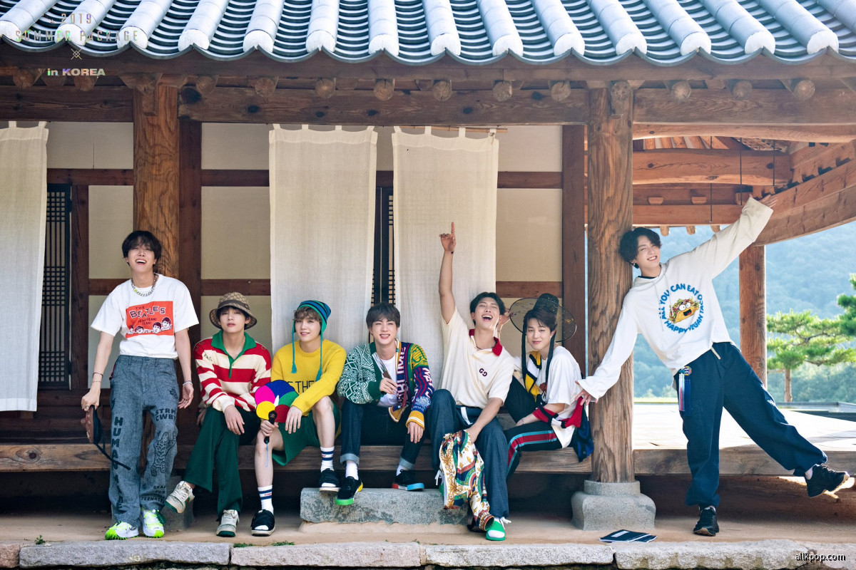 BTS- SUMMER PACKAGE IN KOREA (2019)