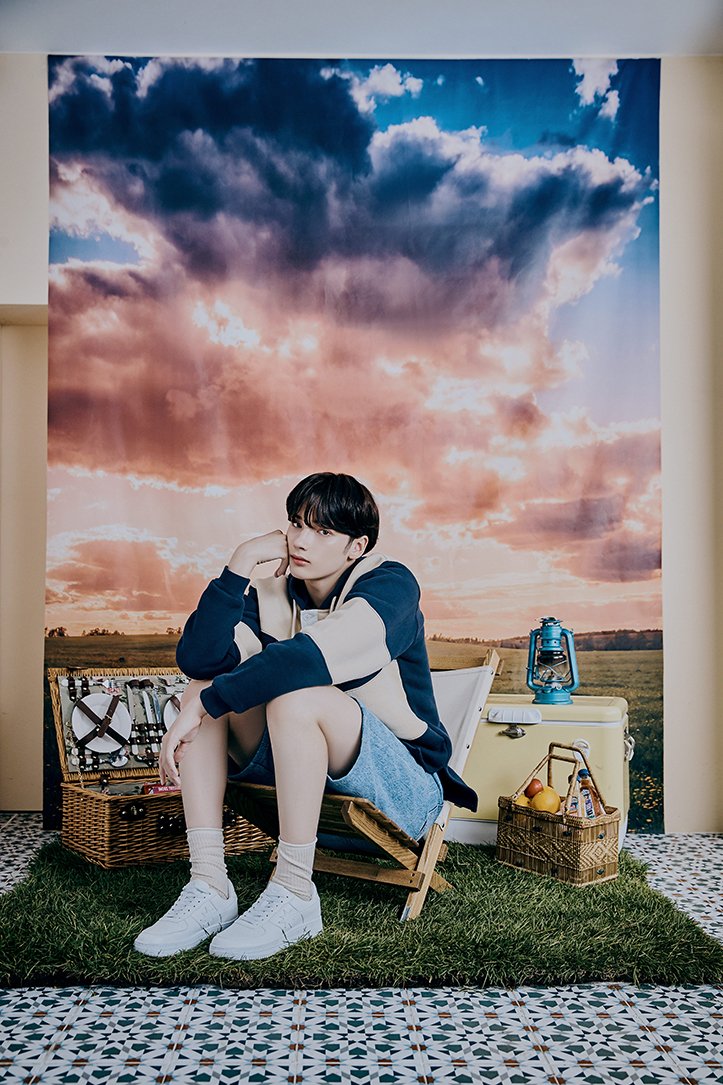 TXT - minisode1 : Blue Hour Concept Photo - AR Version - Hueningkai