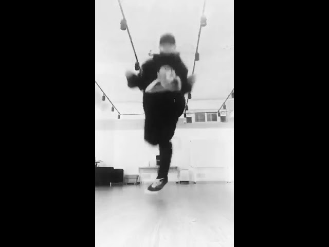 [#ATEEZ ]Hongjoong  twitter 『without  me by Eminem』covered by 홍중