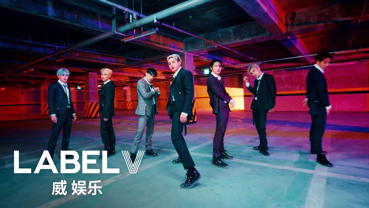 WayV 威神V 'Action Figure' Performance Video