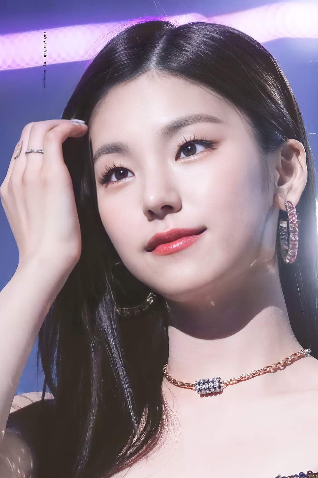 Yeji the only guurl in the world