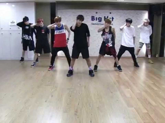 BTS (방탄소년단) 'Danger' dance practice