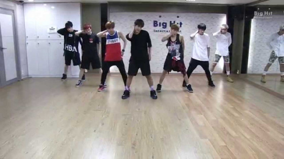 BTS (방탄소년단) 'Danger' dance practice