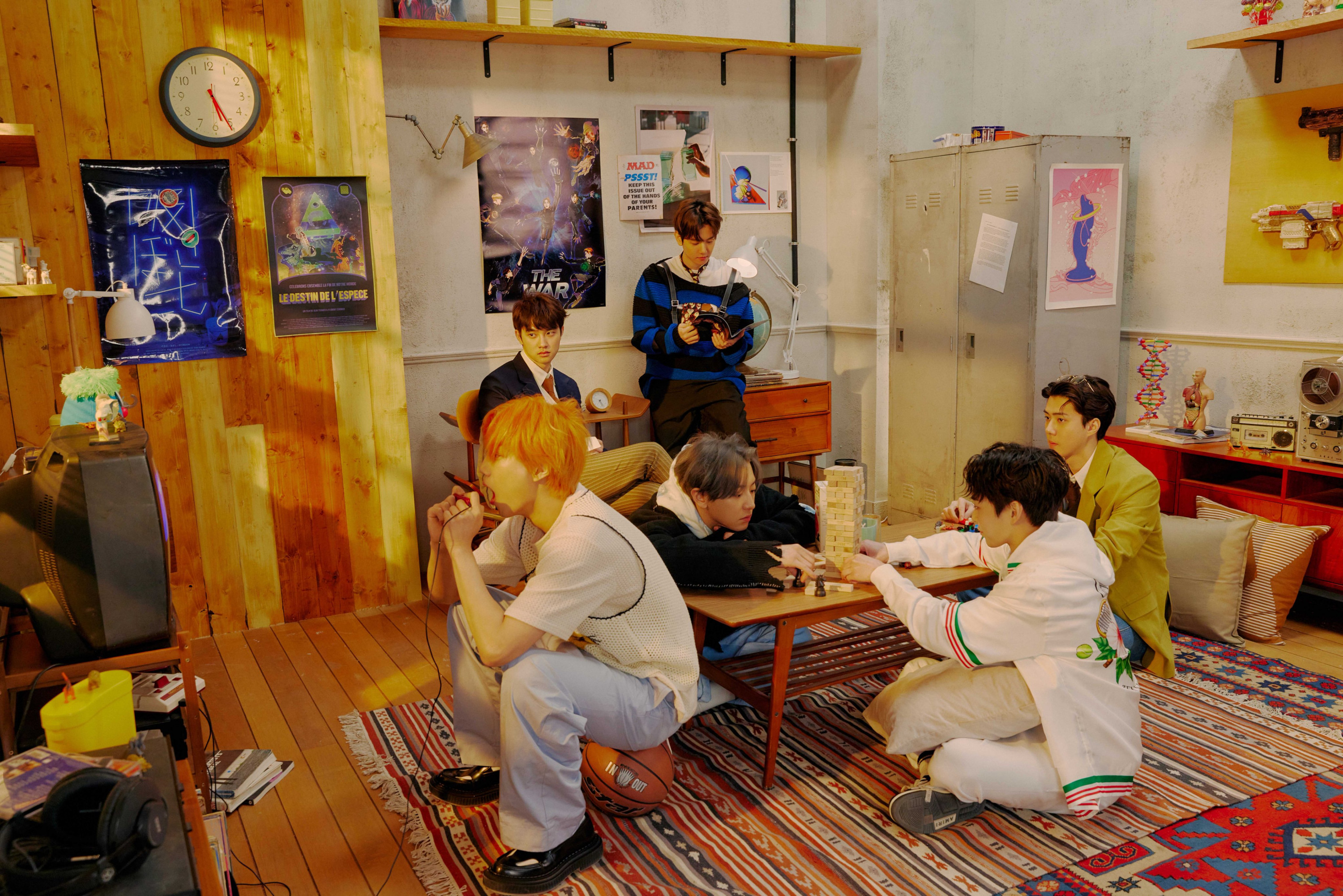 EXO Parallel Universe [Don't Fight The Feeling]