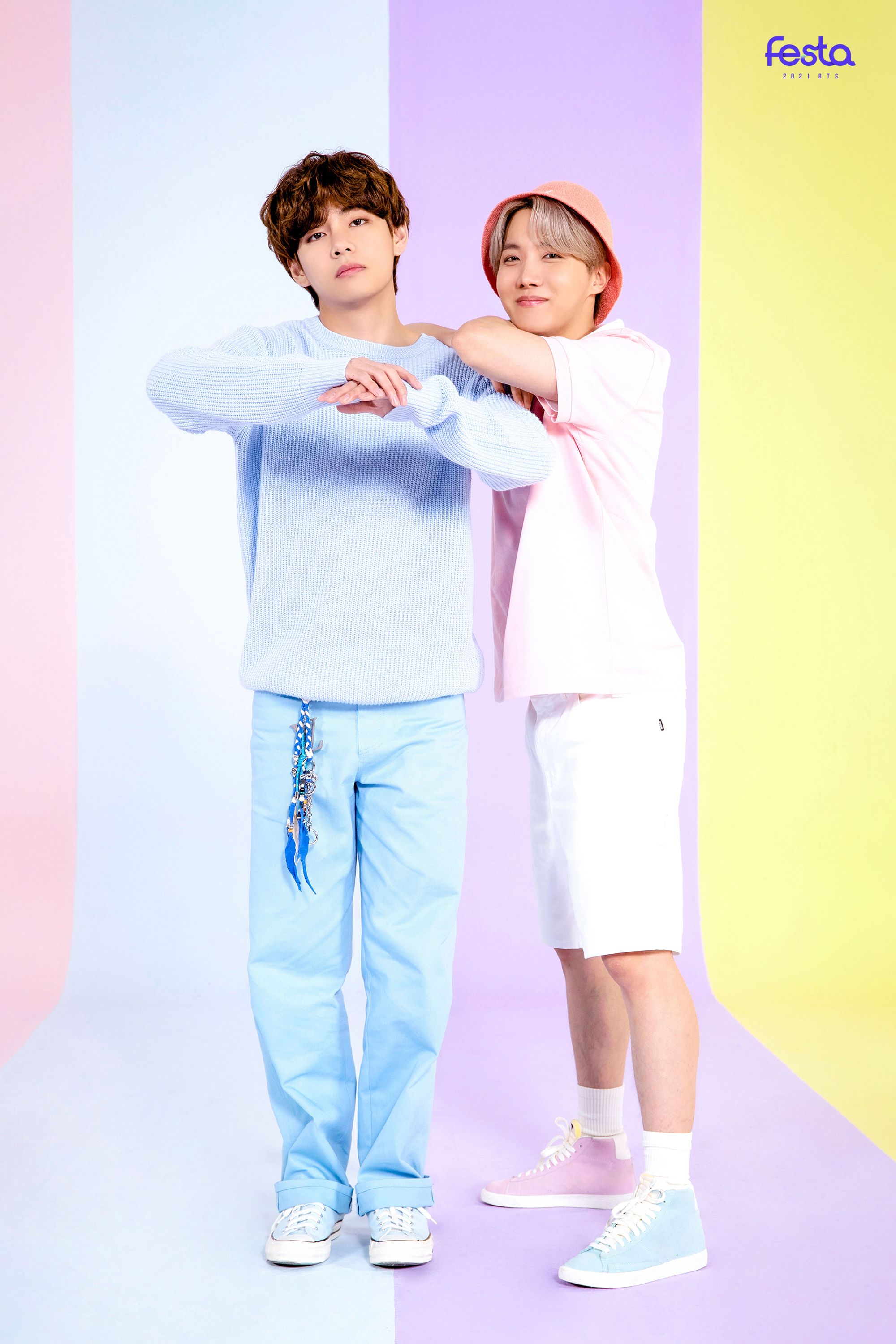 BTS 2021 FESTA OPENING CEREMONY FAMILY PORTRAIT 2