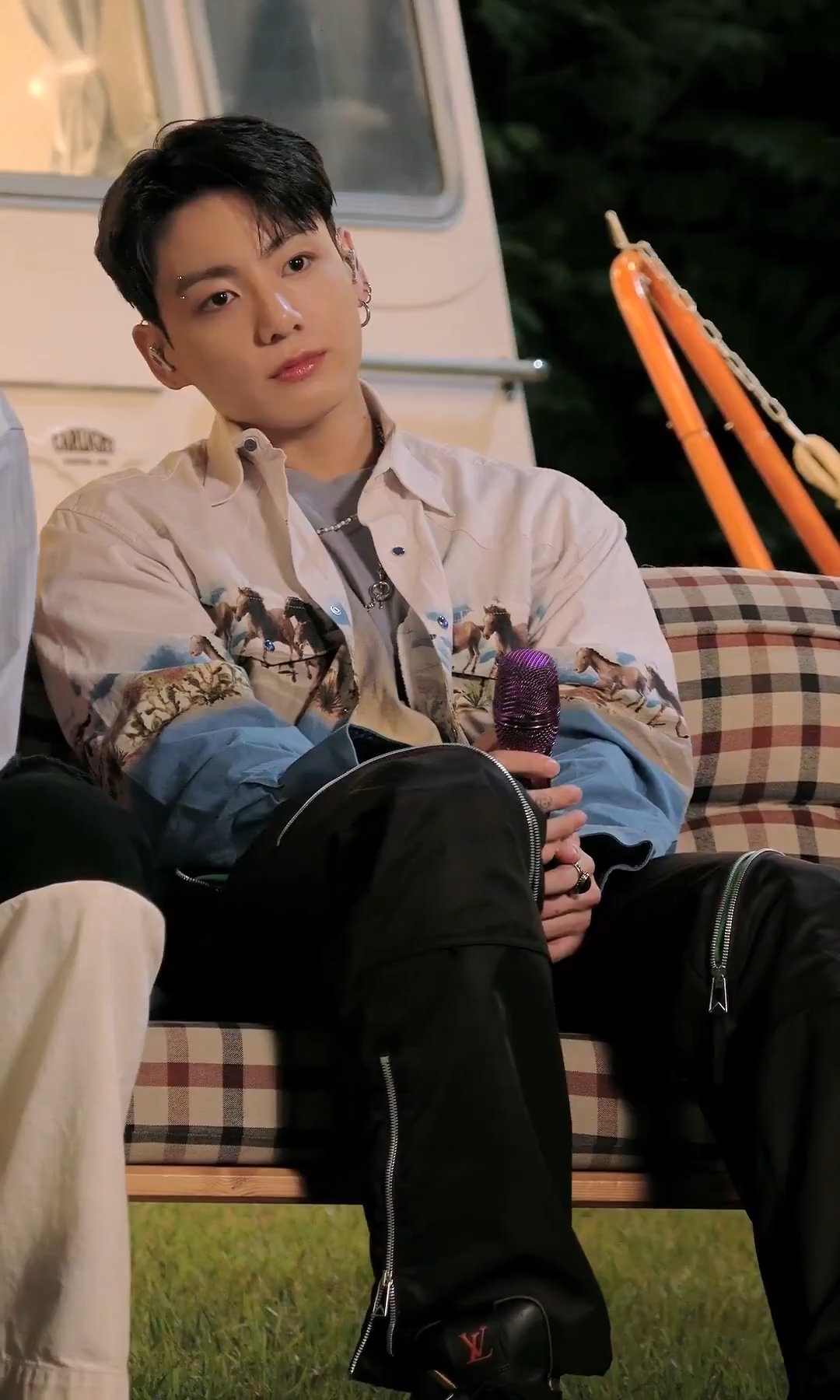 bts < A Butterful Getaway>