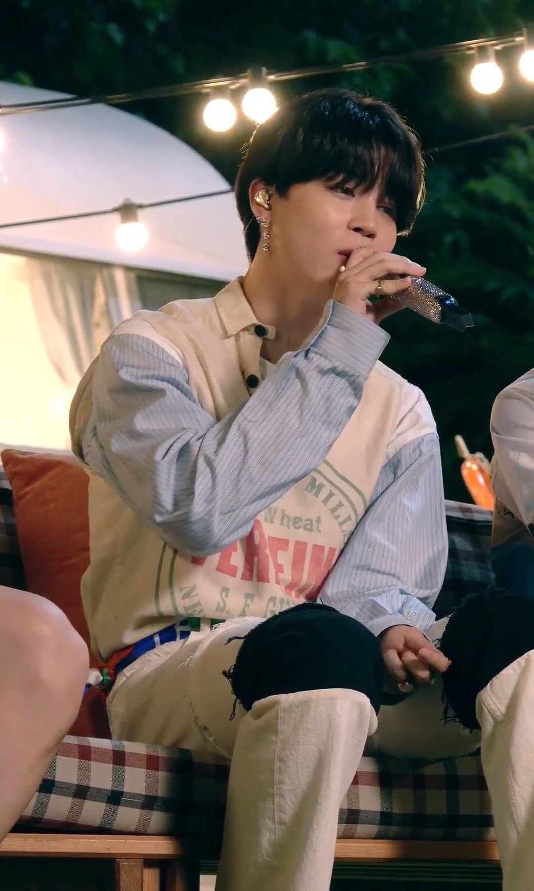 bts < A Butterful Getaway>