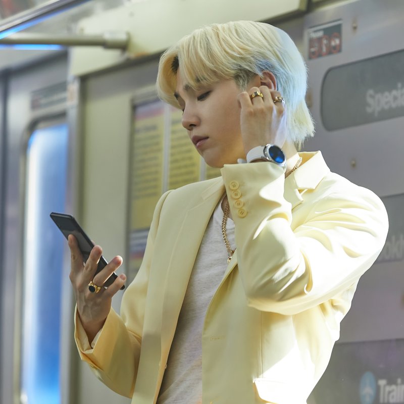 BTS x Samsung Galaxy Photozone in Zepeto