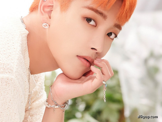 ATEEZ unveils individual teasers for Seonghwa and Hongjoong