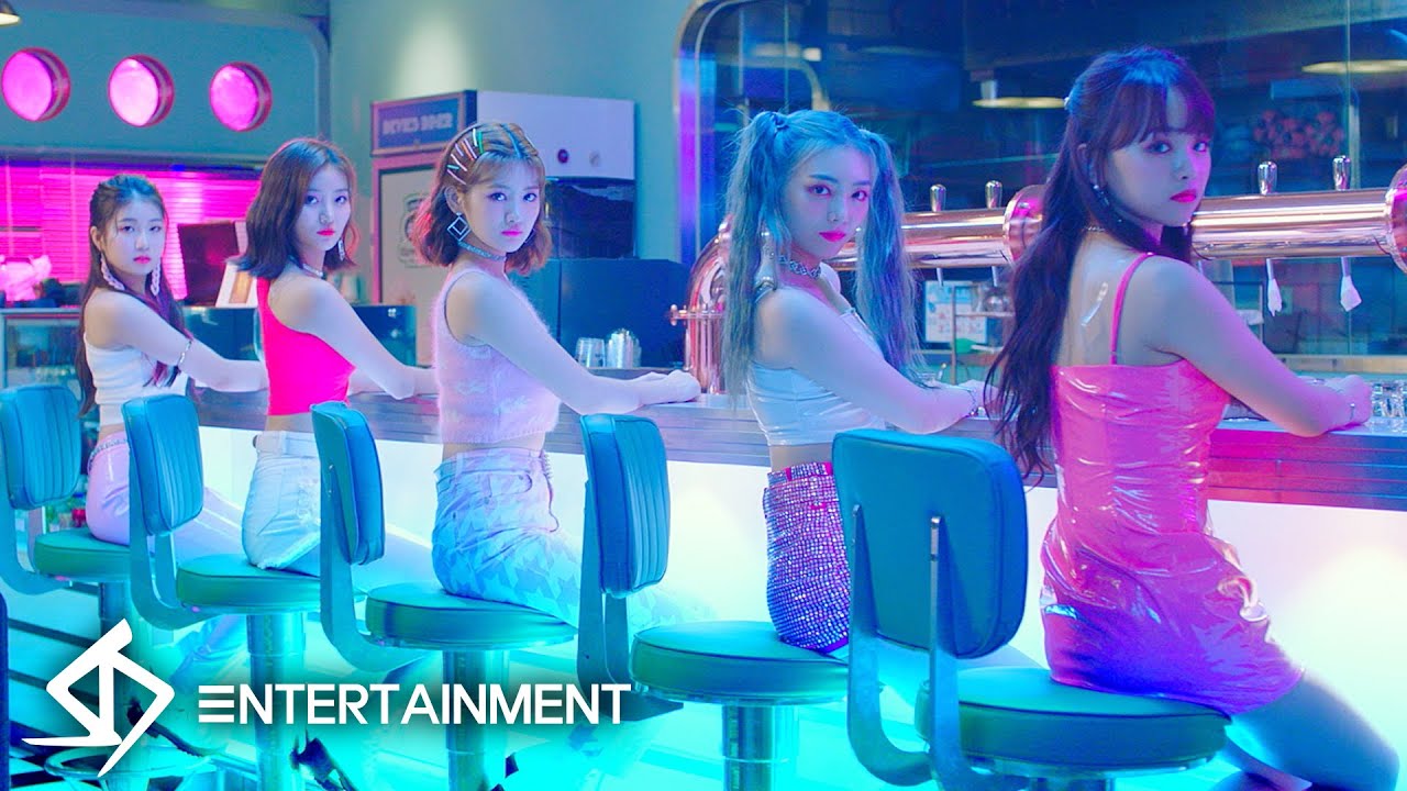 SATURDAY(세러데이) '뿅(BByong)' MV