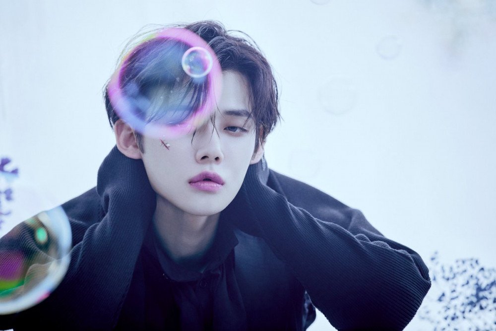 TXT - concept photos of Soobin and Yeonjun for Japanese comeback ‘Chaotic Wonderland’