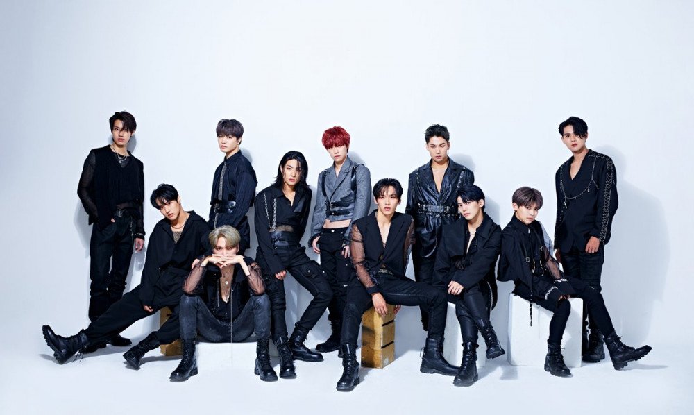Korean-Japanese boy group NIK - first group photos for debut single