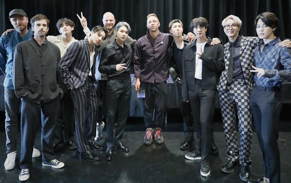 BTS meet up with Coldplay in New York City + gift them with modernized hanbok