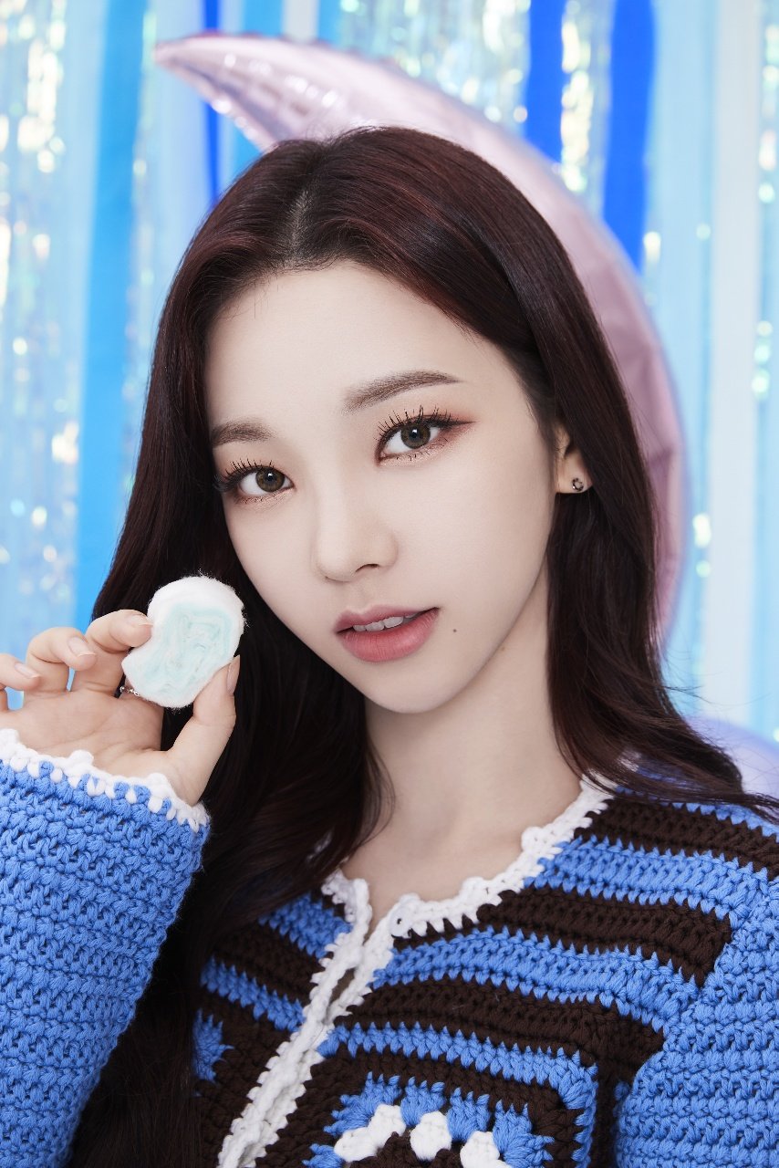 aespa Karina XRLIVE photo