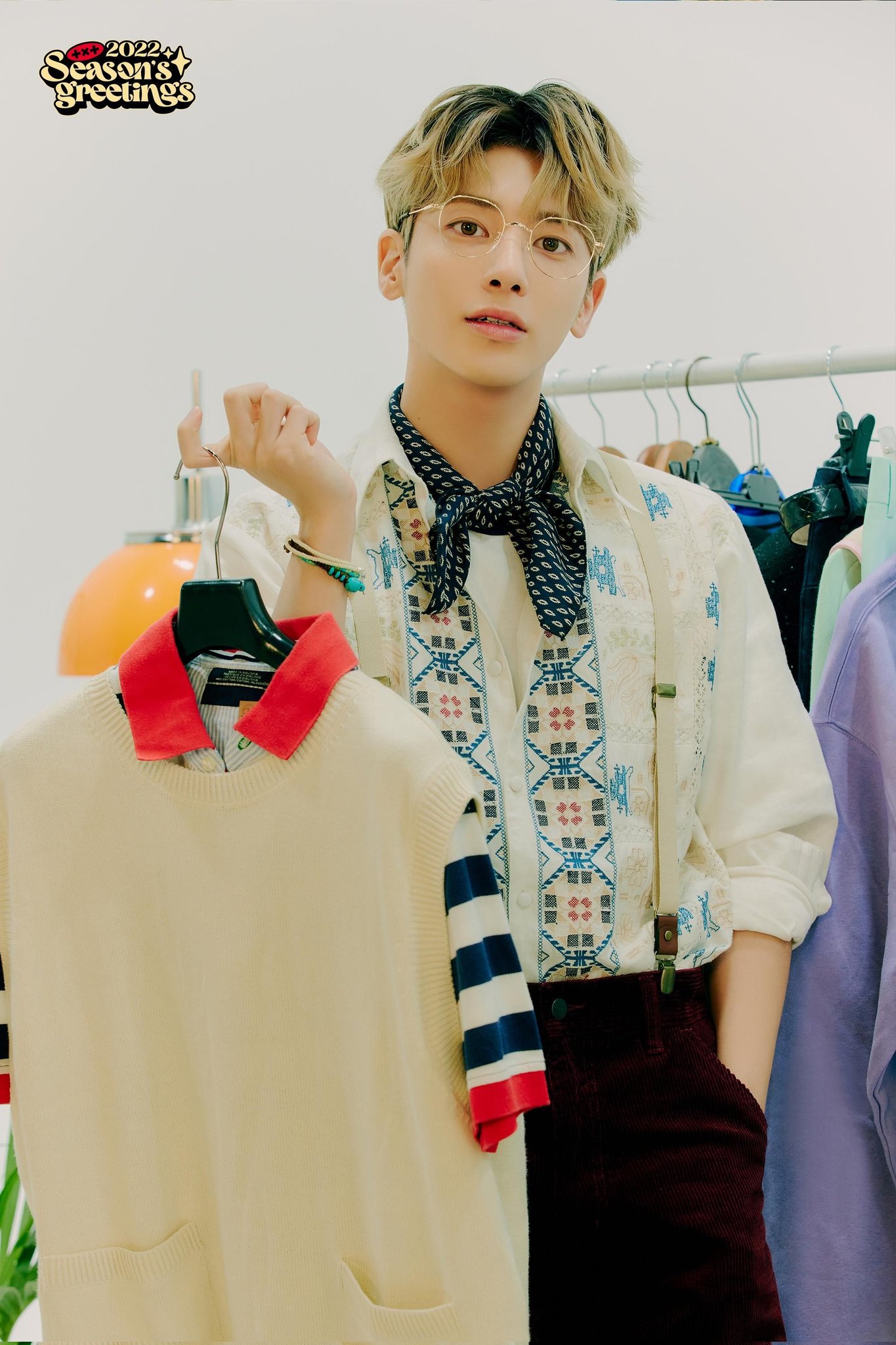 TXT Taehyun 2022 Season's Greetings preview cuts #3