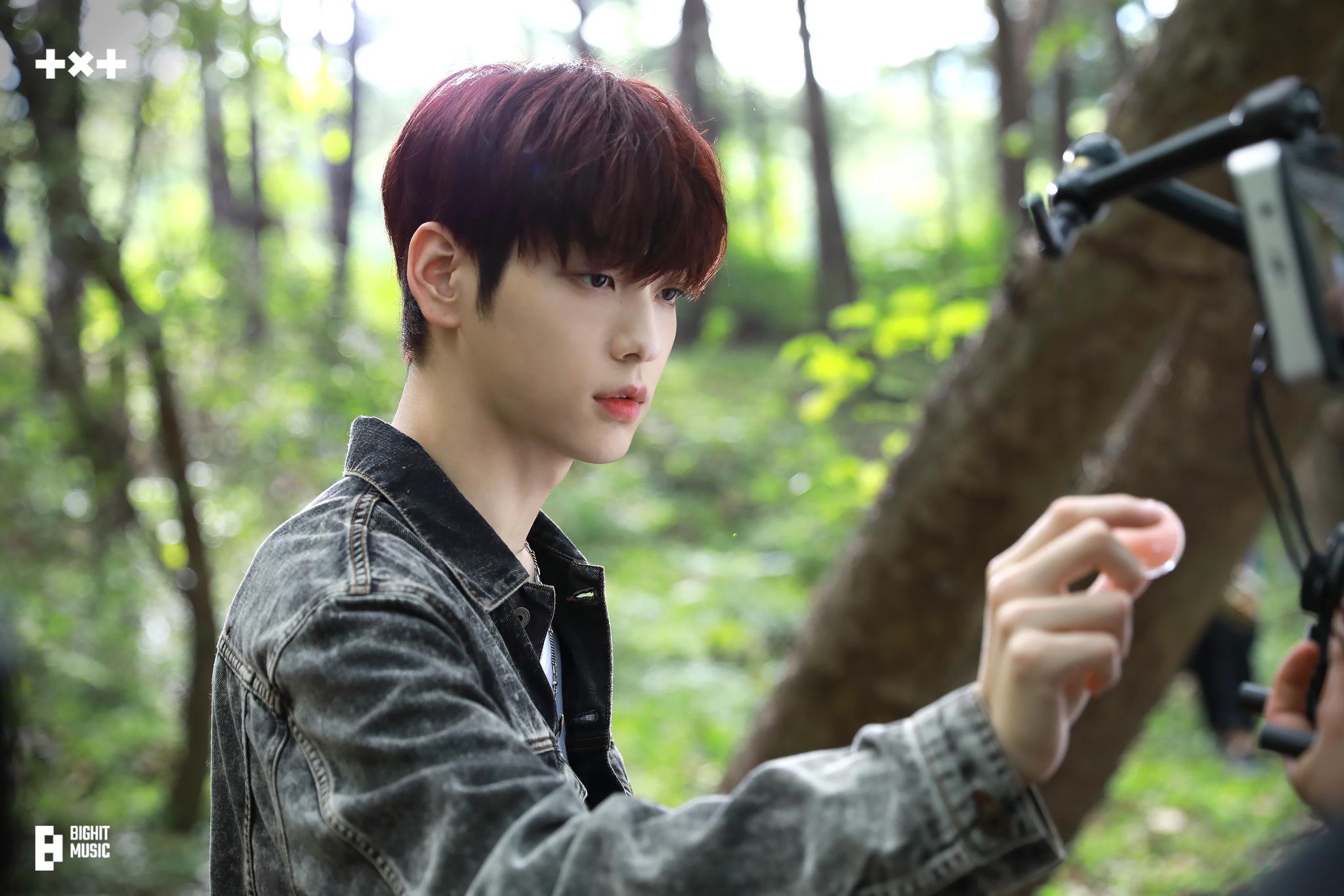 TXT Soobin 'Frost MV behind