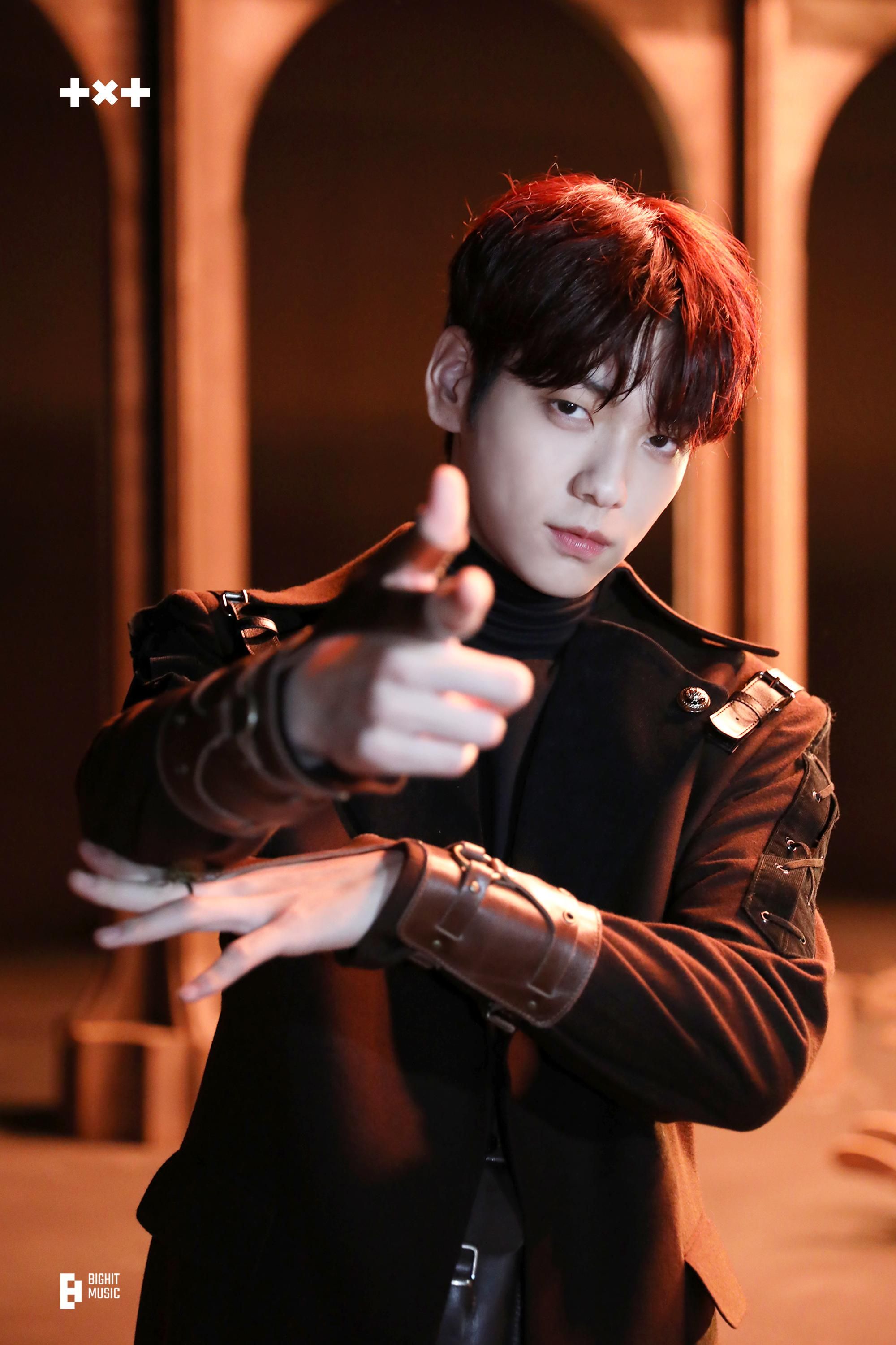 TXT Soobin 'Frost MV behind